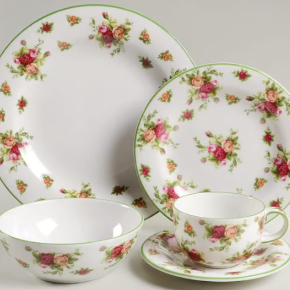 Royal Albert Old Country Rose 5 Piece Place Setting White (Green Trim)